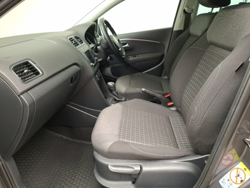 Used Volkswagen Polo 2017 for sale - 77482785: Photo 5