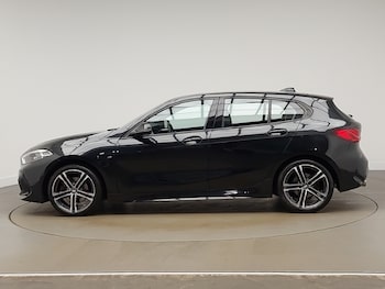 Used BMW 1 Series 2020 for sale - 77300115: Photo