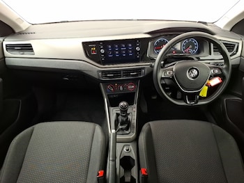 Used Volkswagen Polo 2018 for sale - 79044264: Photo