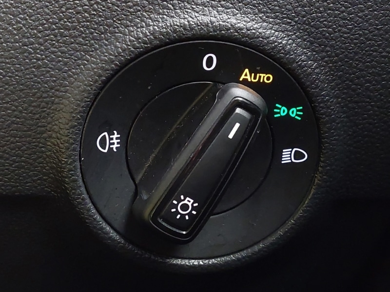 Used Volkswagen T-Roc 2023 for sale - 77105454: Photo 19