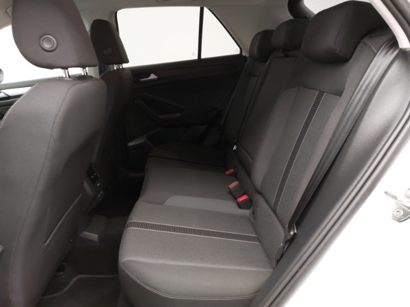 Used Volkswagen T-Roc 2023 for sale - 77105454: Photo 6