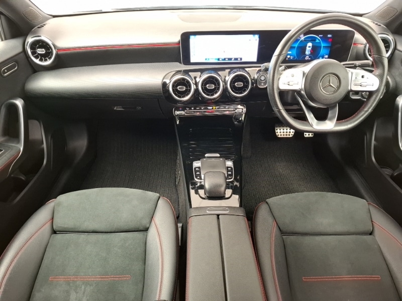 Used Mercedes-Benz A-Class 2018 for sale - 76358960: Photo 2