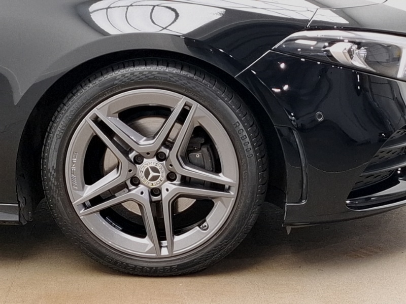 Used Mercedes-Benz A-Class 2018 for sale - 76358960: Photo 9