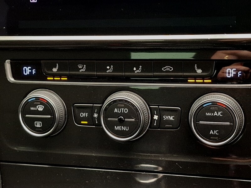 Used Volkswagen Golf 2019 for sale - 76478950: Photo 17