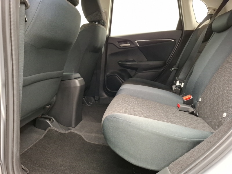 Used Honda Jazz 2016 for sale - 76515209: Photo 6