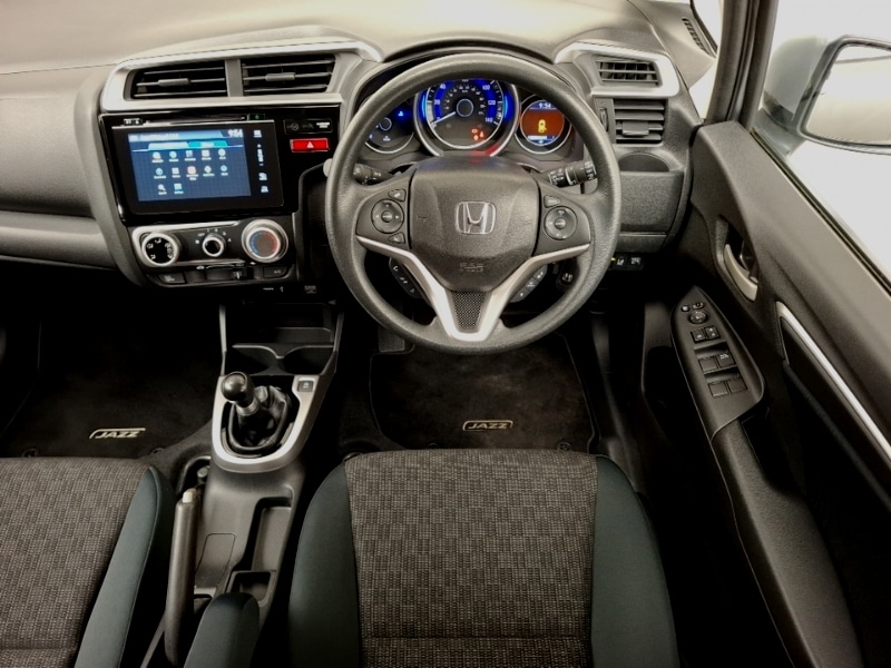 Used Honda Jazz 2016 for sale - 76515209: Photo 7