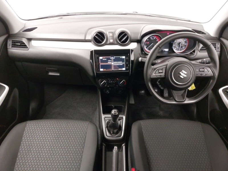 Used Suzuki Swift 2022 for sale - 76630600: Photo 2