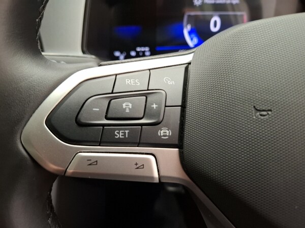 Used Volkswagen T-Roc 2023 for sale - 76129746: Photo 18