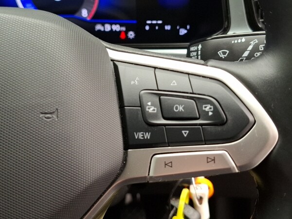 Used Volkswagen T-Roc 2023 for sale - 76129746: Photo 19