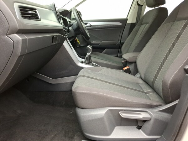 Used Volkswagen T-Roc 2023 for sale - 76129746: Photo 5