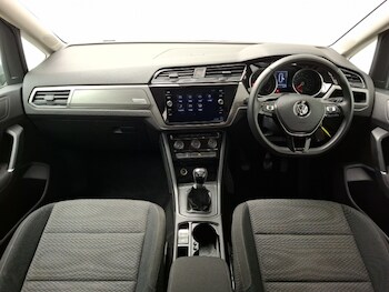 Used Volkswagen Touran 2020 for sale - 75470873: Photo