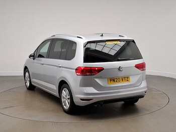 Used Volkswagen Touran 2020 for sale - 75470873: Photo
