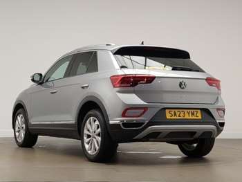Used Volkswagen T-Roc 2023 for sale - 75045567: Photo