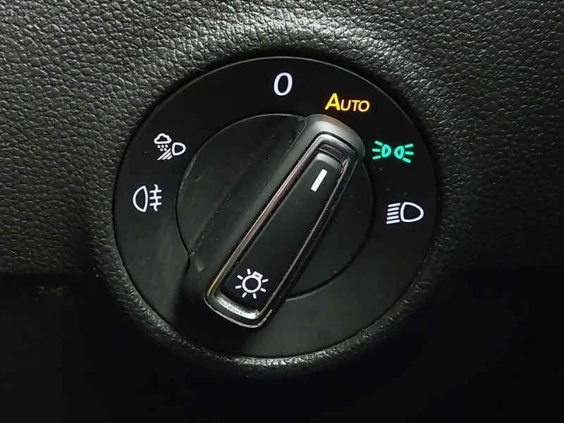 Used Volkswagen T-Roc 2023 for sale - 77433071: Photo 19