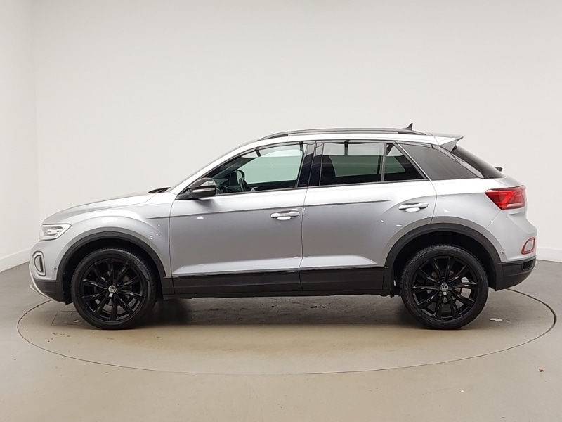 Used Volkswagen T-Roc 2023 for sale - 77433071: Photo 4