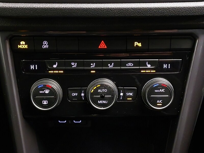 Used Volkswagen T-Roc 2021 for sale - 77183426: Photo 16