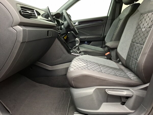 Used Volkswagen T-Roc 2025 for sale - 74940540: Photo 5