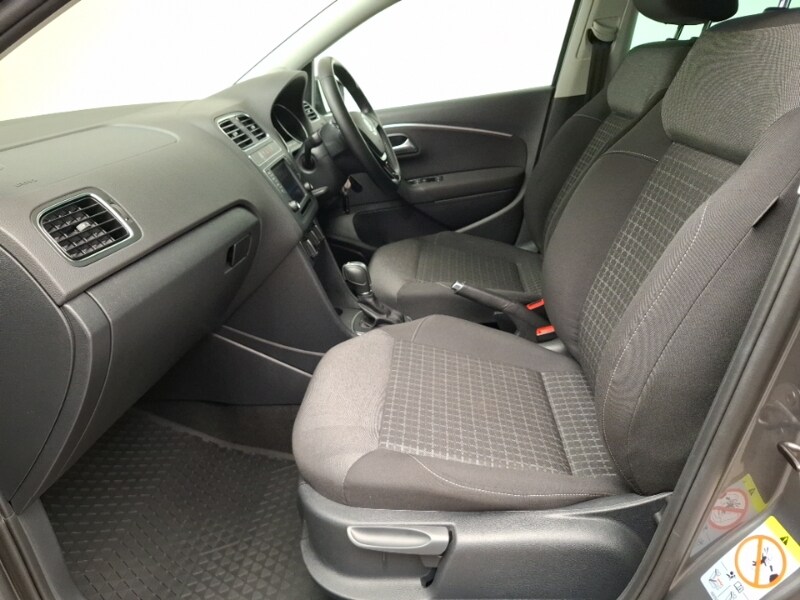 Used Volkswagen Polo 2017 for sale - 77980880: Photo 5