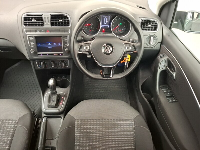 Used Volkswagen Polo 2017 for sale - 77980880: Photo 7