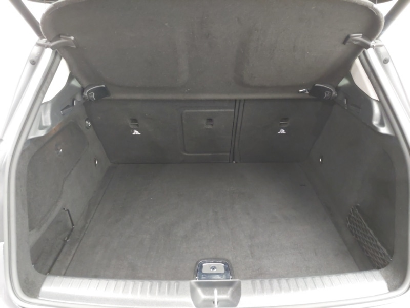 Used Mercedes-Benz GLA 2018 for sale - 76924864: Photo 8