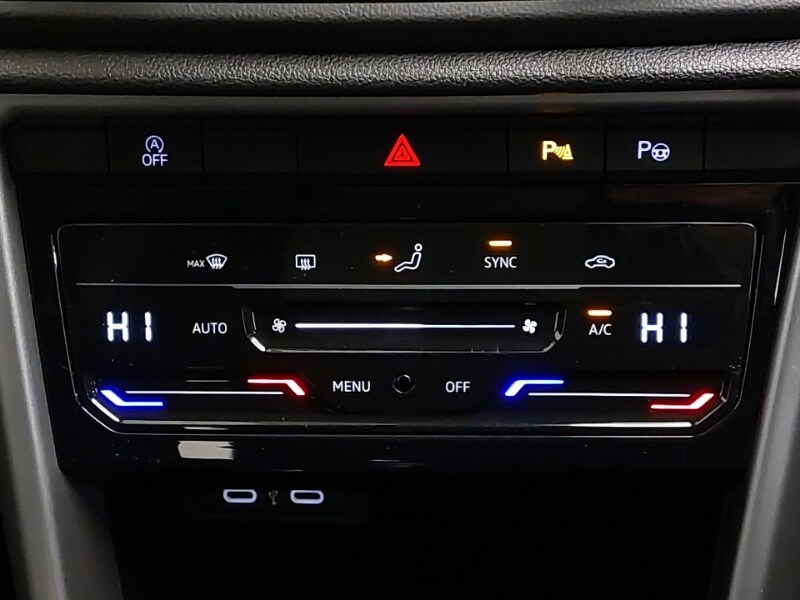 Used Volkswagen T-Roc 2023 for sale - 77569084: Photo 16