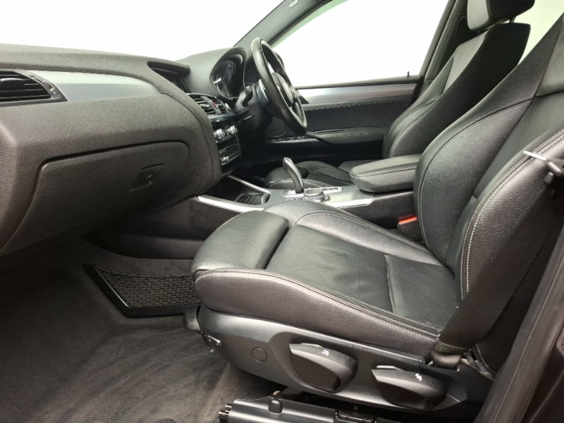 Used BMW X4 2017 for sale - 76963899: Photo 5