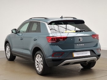 Used Volkswagen T-Roc 2025 for sale - 79070199: Photo