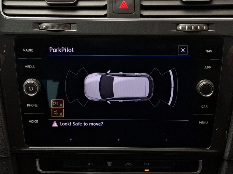 Used Volkswagen Golf 2019 for sale - 77183432: Photo 11