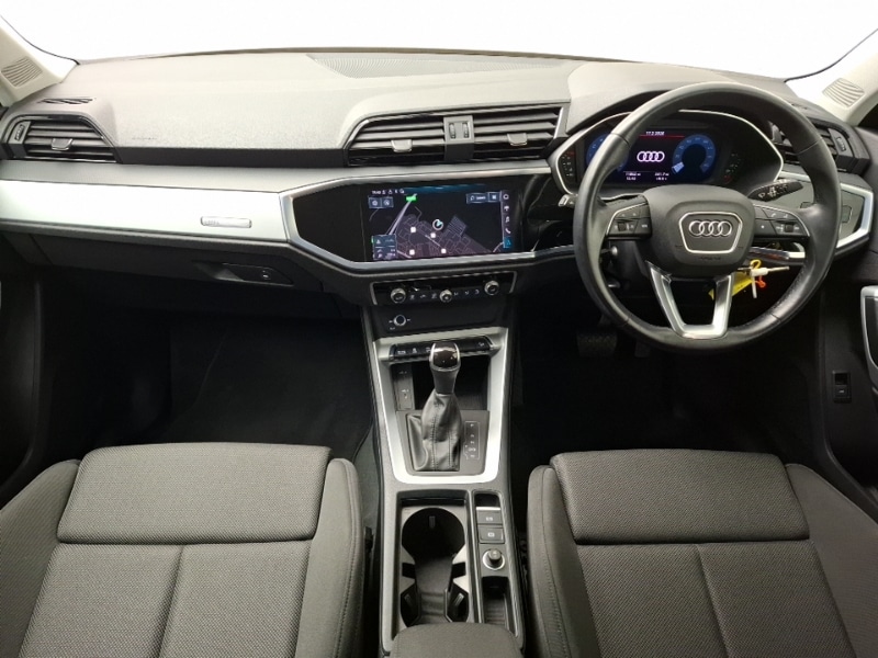 Used Audi Q3 2021 for sale - 77797567: Photo 2