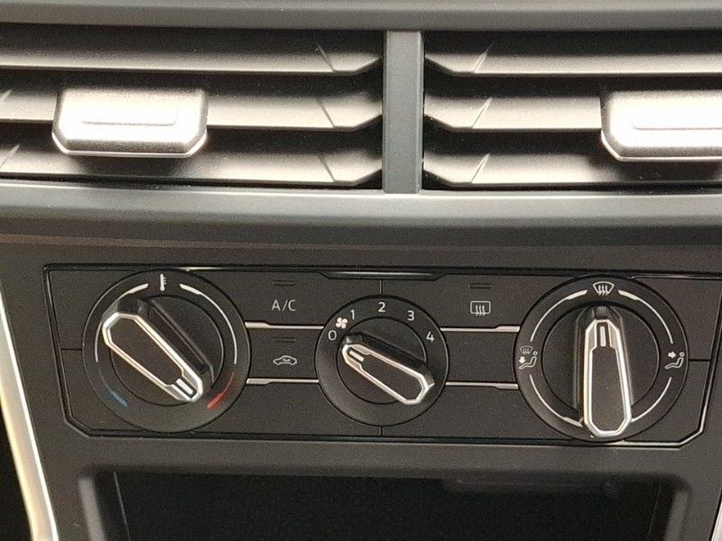 Used Volkswagen Polo 2022 for sale - 76885503: Photo 16