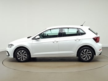 Used Volkswagen Polo 2024 for sale - 79618316: Photo