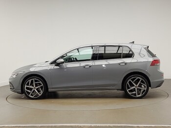 Used Volkswagen Golf 2020 for sale - 75939657: Photo