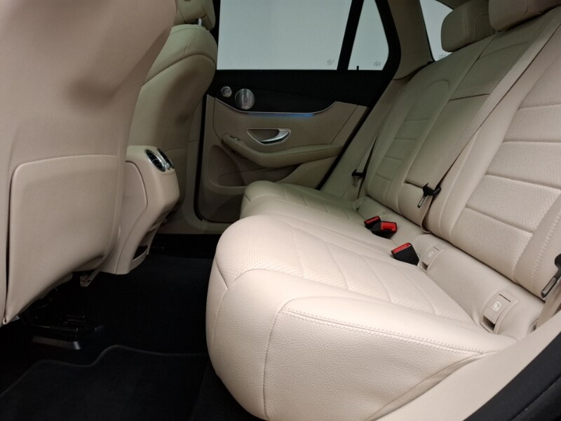 Used Mercedes-Benz GLC 2018 for sale - 77338401: Photo 6