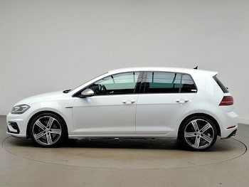 Used Volkswagen Golf 2018 for sale - 77644919: Photo