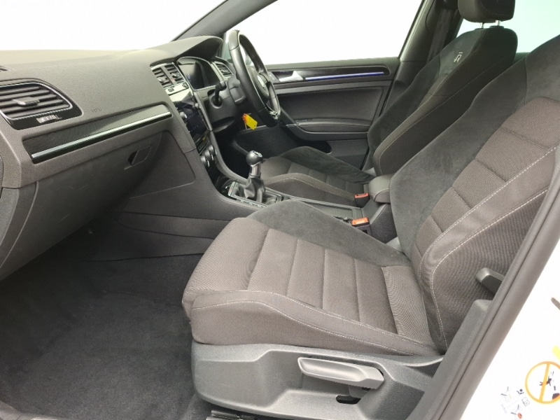 Used Volkswagen Golf 2018 for sale - 77644919: Photo 5