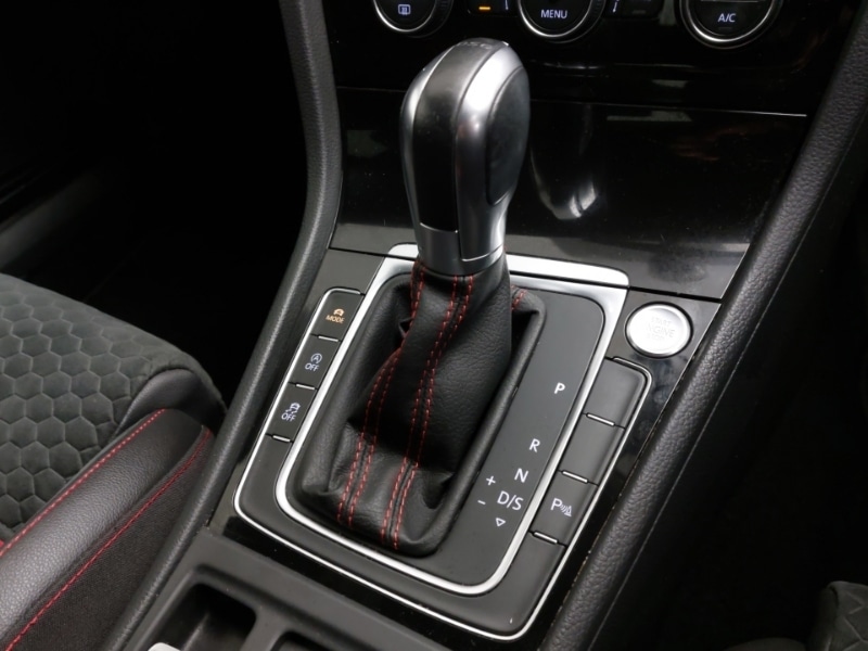 Used Volkswagen Golf 2018 for sale - 76478953: Photo 15