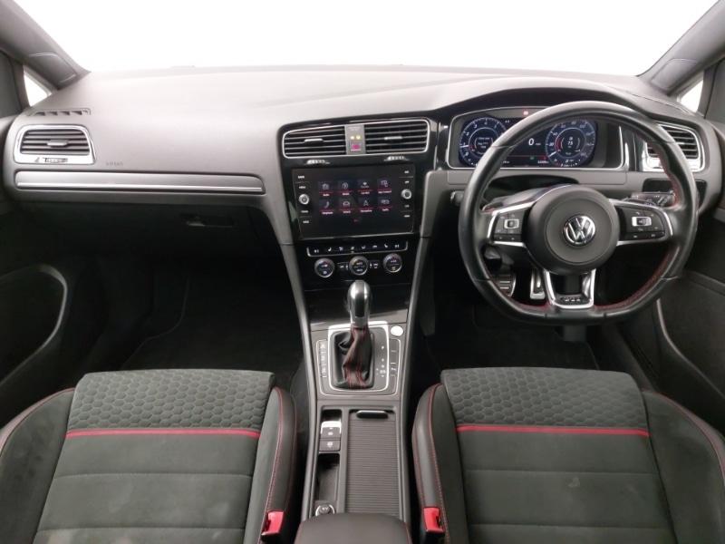 Used Volkswagen Golf 2018 for sale - 76478953: Photo 2