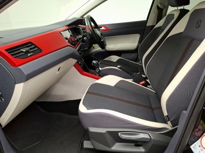 Used Volkswagen Polo 2019 for sale - 77689724: Photo 5