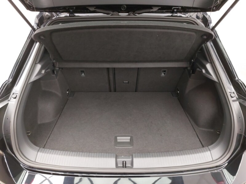 Used Volkswagen T-Roc 2025 for sale - 77503420: Photo 8