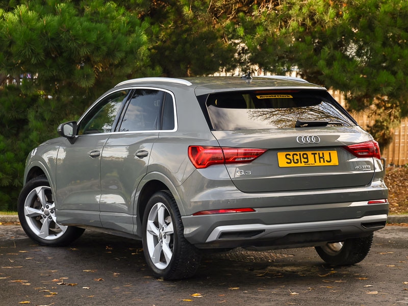 Used Audi Q3 2019 for sale - 76889408: Photo 3