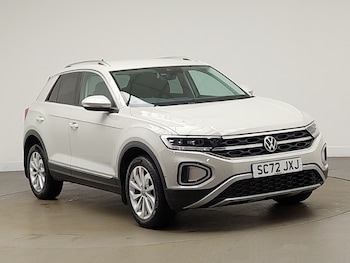 Used Volkswagen T-Roc 2023 for sale - 78642667: Photo