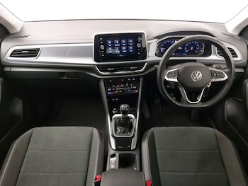 Used Volkswagen T-Roc 2023 for sale - 78642667: Photo