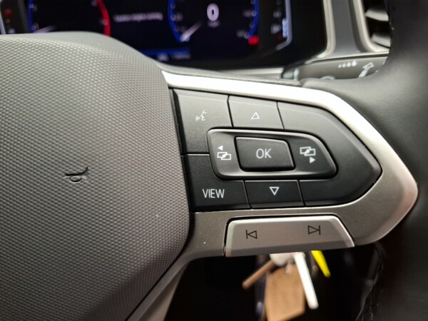 Used Volkswagen T-Roc 2024 for sale - 74914140: Photo 19