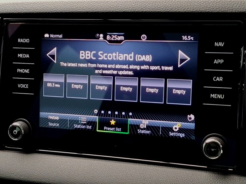 Used Skoda Karoq 2024 for sale - 76264661: Photo 10