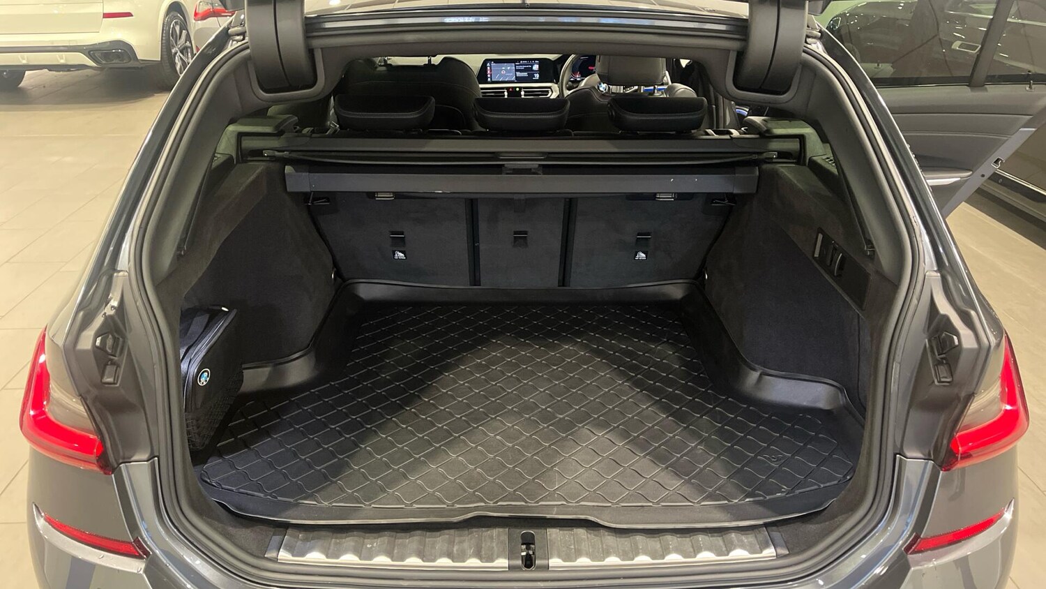 Used BMW 3 Series 2022 for sale - 76760121: Photo 13