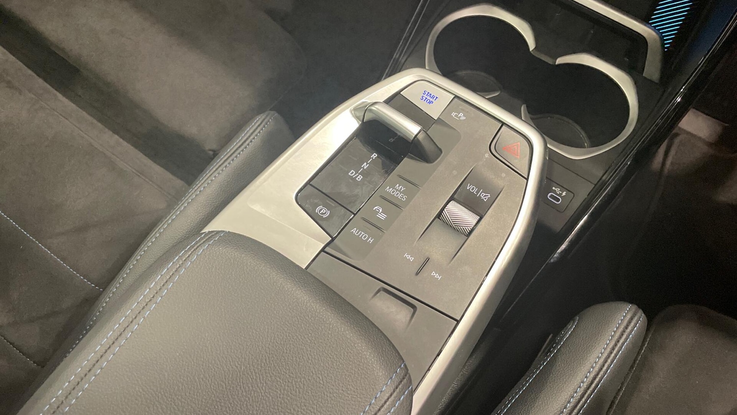 Used BMW iX1 2023 for sale - 77040823: Photo 10