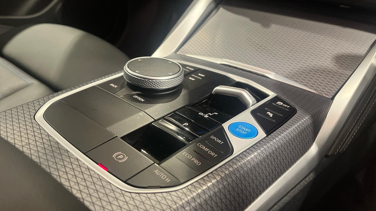 Used BMW i4 2025 for sale - 77306130: Photo 10