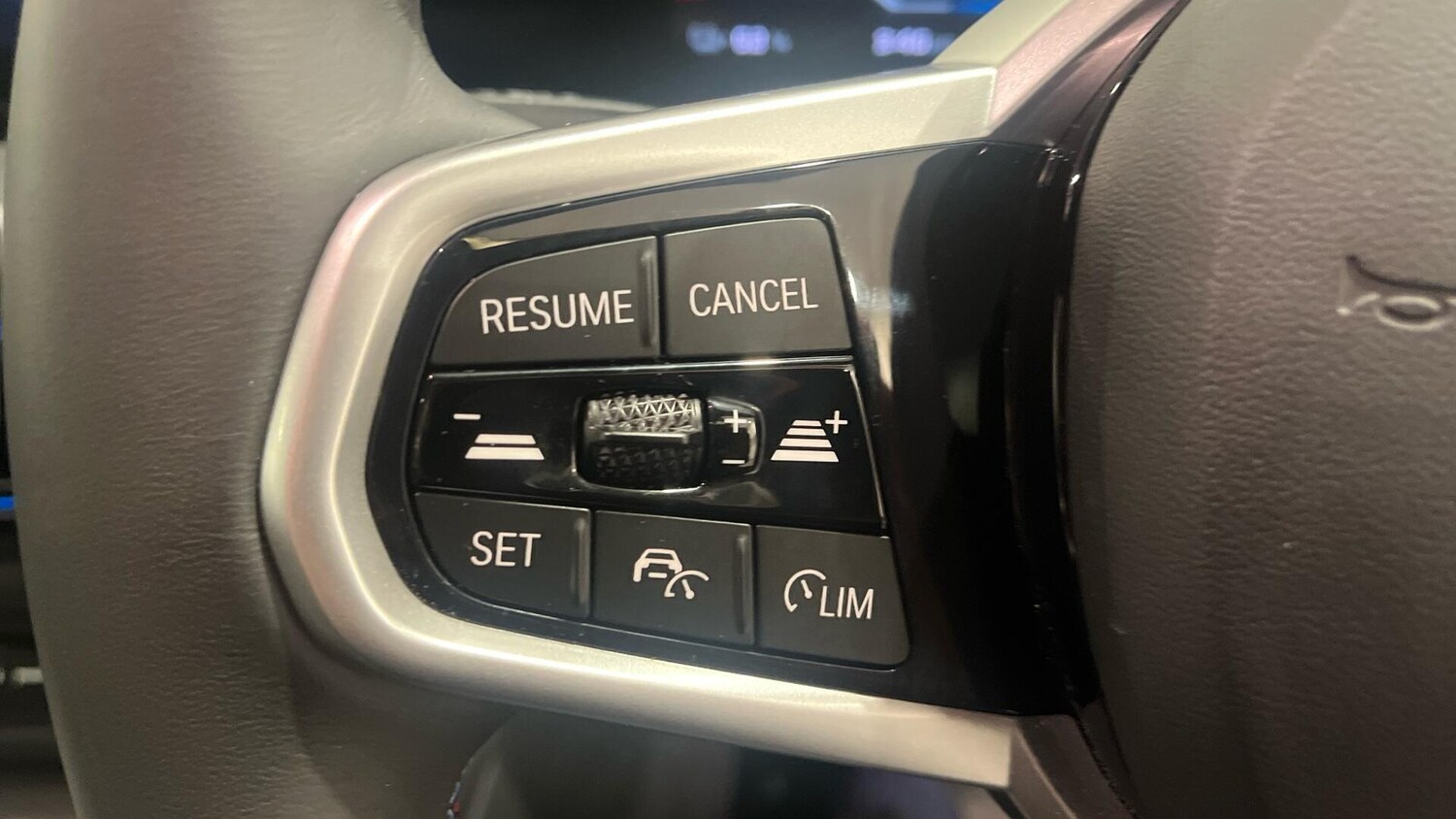 Used BMW i4 2025 for sale - 77306130: Photo 17