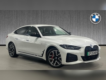2025 (25) - i4 M50 5-Door