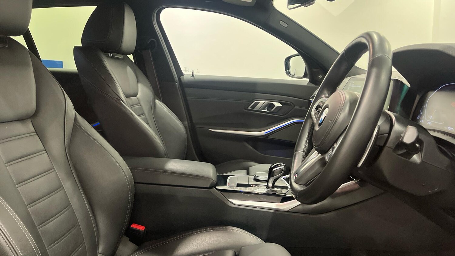 Used BMW 3 Series 2022 for sale - 77722691: Photo 11